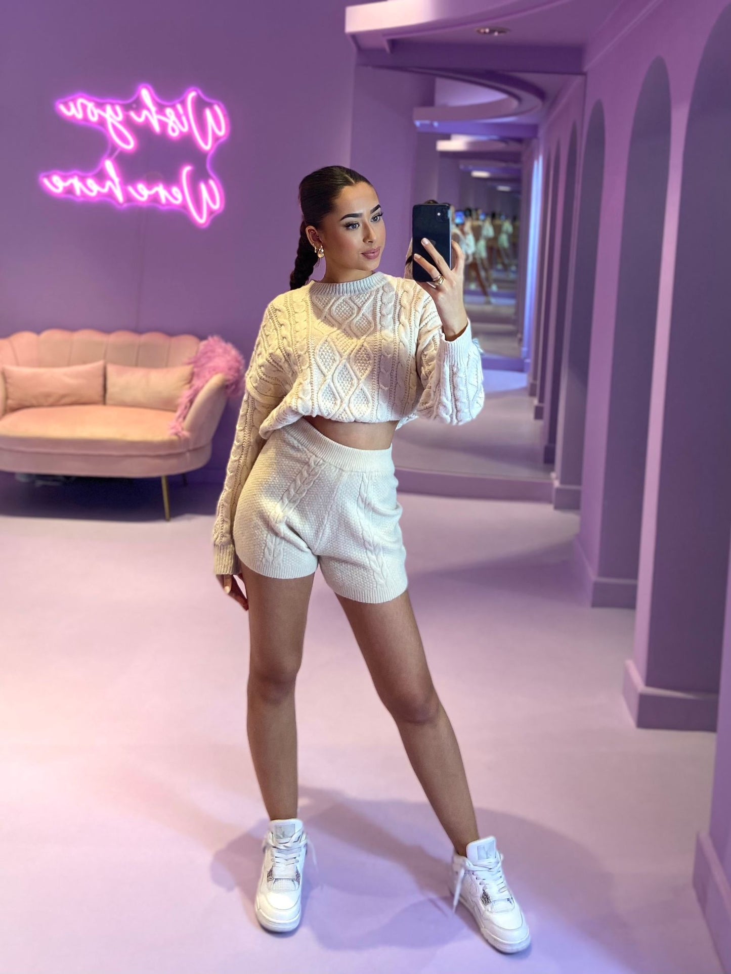 Knitted Short Beige