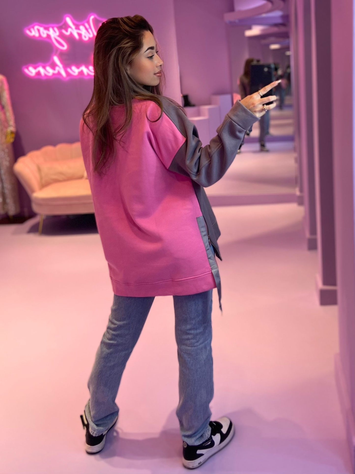 Sweter w kolorowe bloki