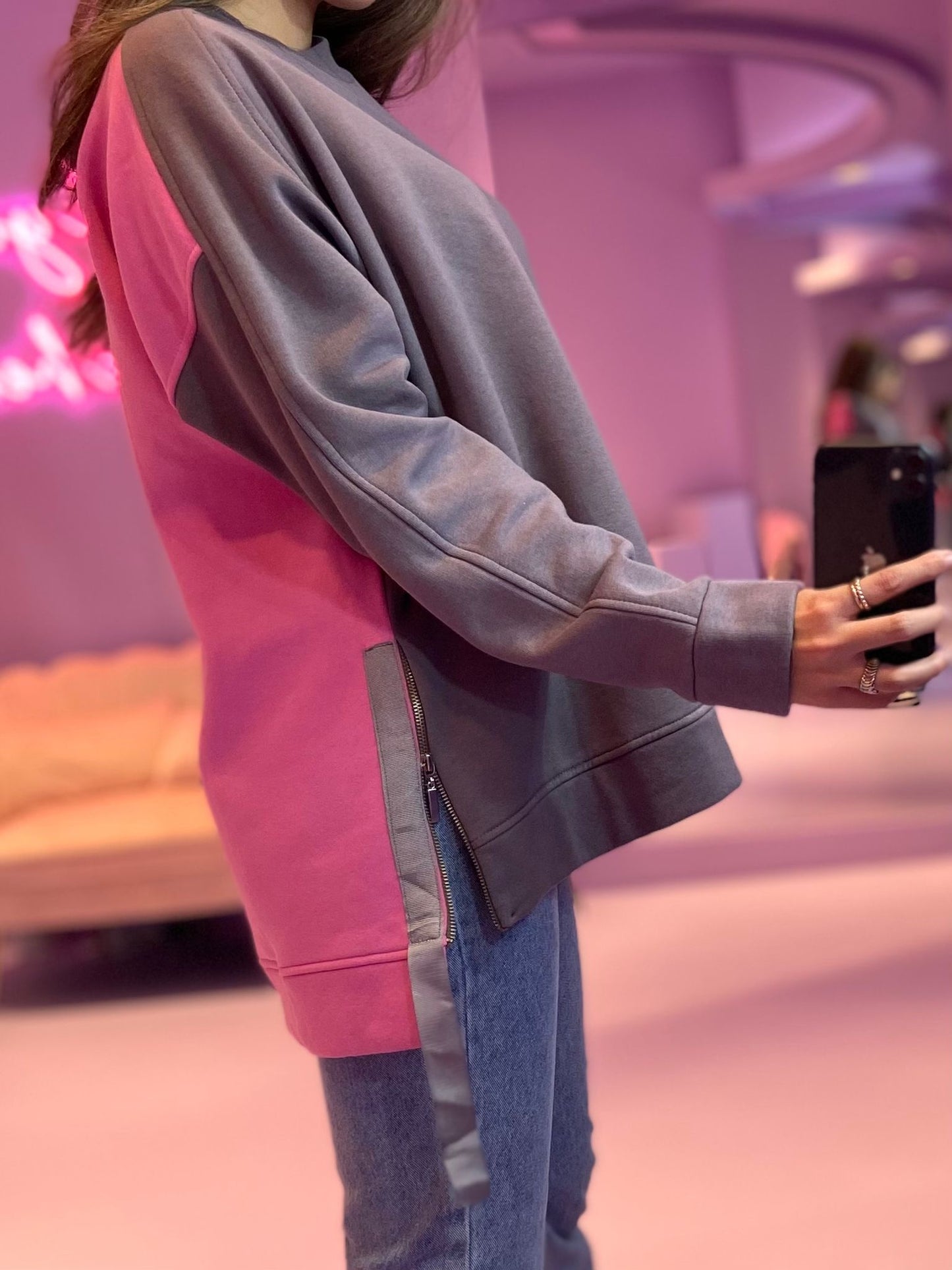 Sweter w kolorowe bloki
