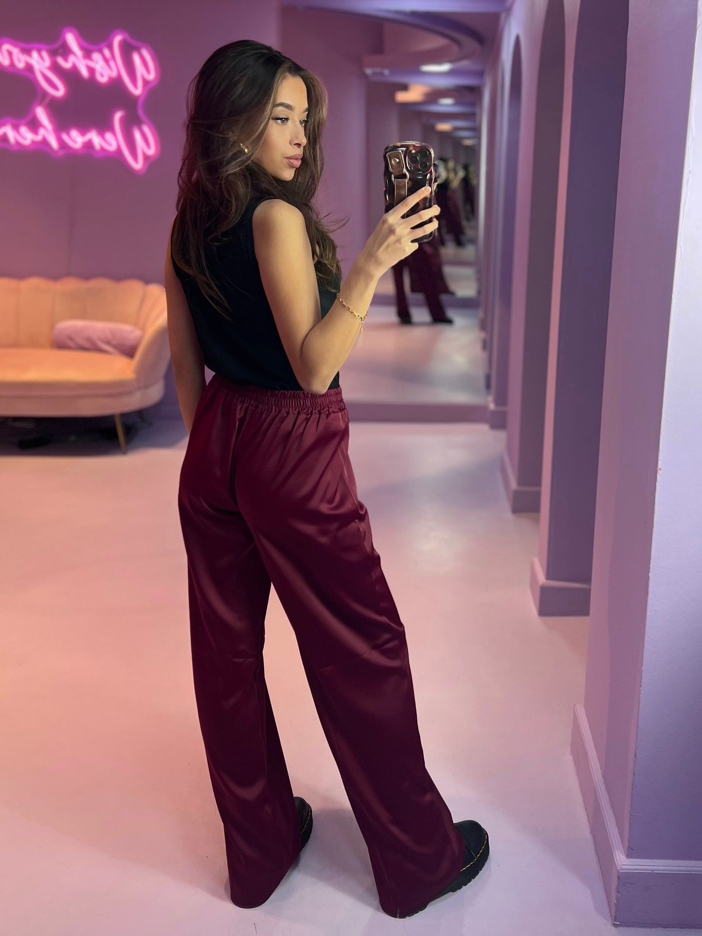 Merlot Chic Satin Pantalon